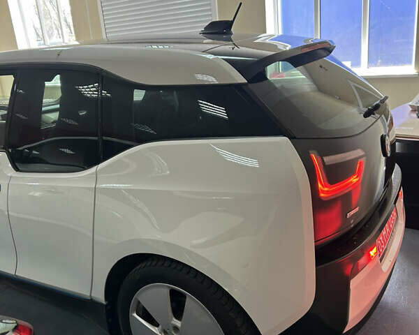 Белый БМВ И3, объемом двигателя 0 л и пробегом 139 тыс. км за 8000 $, фото 5 на Automoto.ua