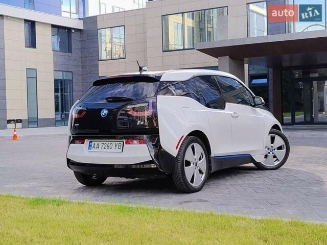 Білий БМВ І3, об'ємом двигуна 0 л та пробігом 102 тис. км за 8000 $, фото 11 на Automoto.ua