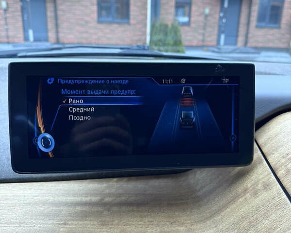 Белый БМВ И3, объемом двигателя 0 л и пробегом 128 тыс. км за 8500 $, фото 25 на Automoto.ua