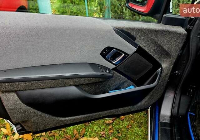 Белый БМВ И3, объемом двигателя 0 л и пробегом 94 тыс. км за 8200 $, фото 18 на Automoto.ua