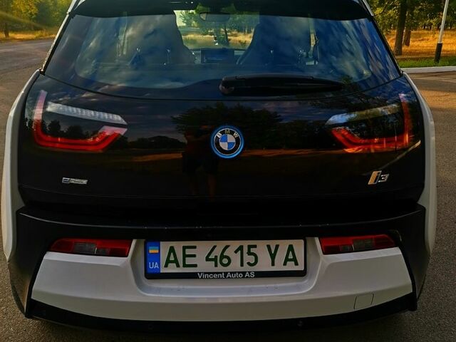 Белый БМВ И3, объемом двигателя 0 л и пробегом 120 тыс. км за 8400 $, фото 3 на Automoto.ua