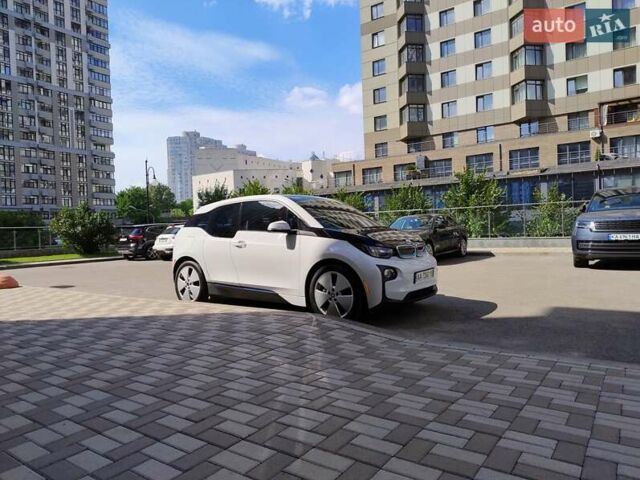 Білий БМВ І3, об'ємом двигуна 0 л та пробігом 102 тис. км за 8000 $, фото 13 на Automoto.ua