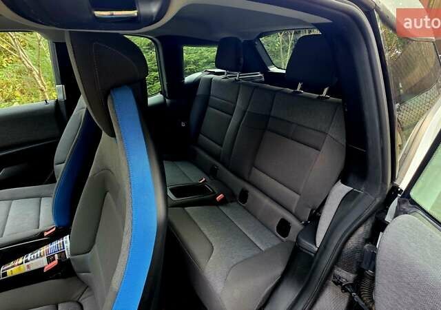 Белый БМВ И3, объемом двигателя 0 л и пробегом 94 тыс. км за 8200 $, фото 13 на Automoto.ua
