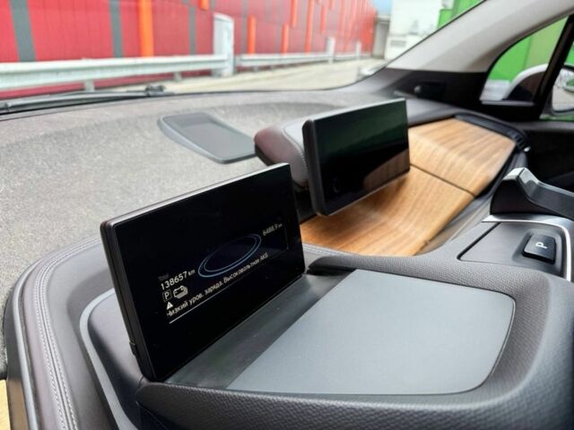 Білий БМВ І3, об'ємом двигуна 0 л та пробігом 138 тис. км за 13500 $, фото 19 на Automoto.ua