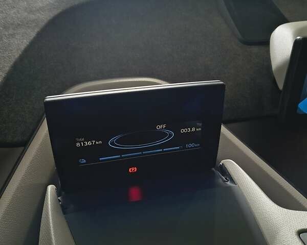 Белый БМВ И3, объемом двигателя 0 л и пробегом 82 тыс. км за 9100 $, фото 5 на Automoto.ua