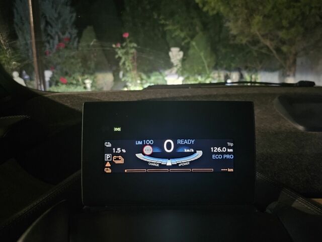 БМВ И3 2014 в Днепре (Днепропетровске) на Automoto.ua Белый БМВ И3, объемом двигателя 0 л и пробегом 145 тыс. км за 9200 $, фото 19 на Automoto.ua