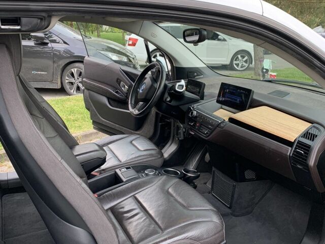 Белый БМВ И3, объемом двигателя 0 л и пробегом 95 тыс. км за 9500 $, фото 5 на Automoto.ua