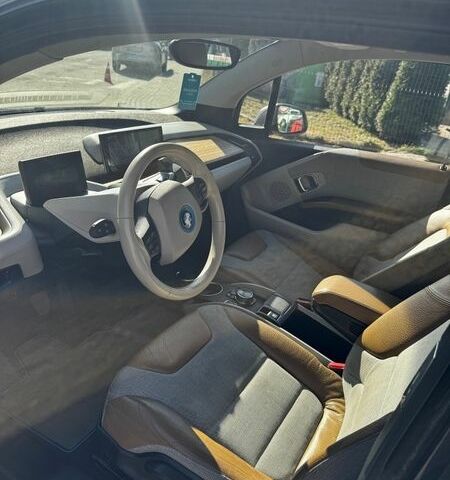 Белый БМВ И3, объемом двигателя 0 л и пробегом 152 тыс. км за 7750 $, фото 9 на Automoto.ua