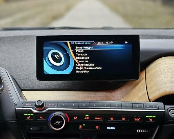 БМВ И3 2014 в Днепре (Днепропетровске) на Automoto.ua Белый БМВ И3, объемом двигателя 0 л и пробегом 145 тыс. км за 9200 $, фото 14 на Automoto.ua