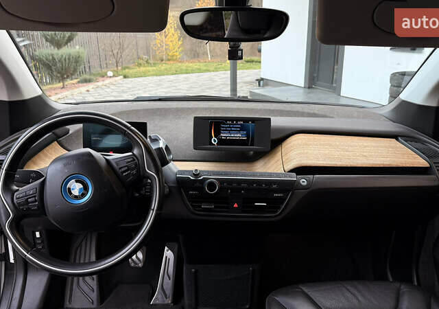 Белый БМВ И3, объемом двигателя 0.65 л и пробегом 149 тыс. км за 13500 $, фото 6 на Automoto.ua