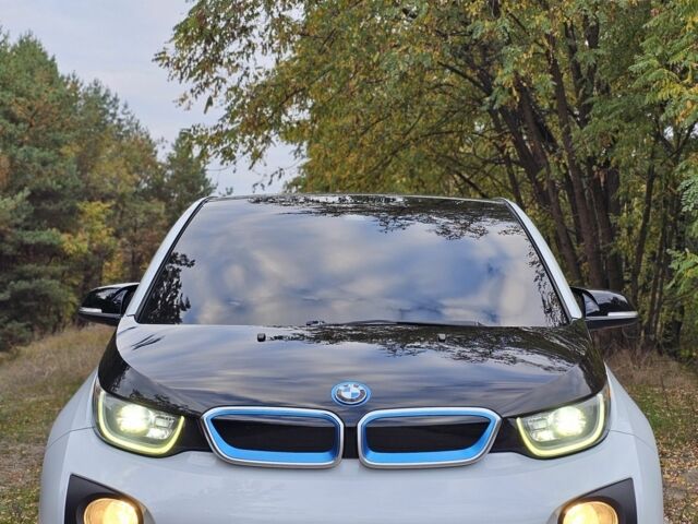 БМВ И3 2014 в Днепре (Днепропетровске) на Automoto.ua Белый БМВ И3, объемом двигателя 0 л и пробегом 145 тыс. км за 9200 $, фото 3 на Automoto.ua