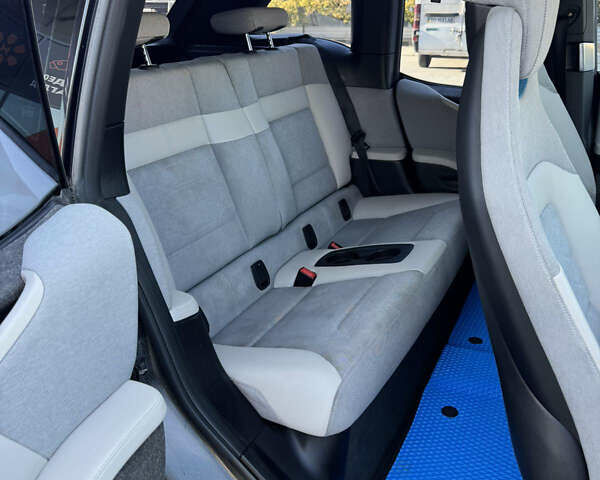 Белый БМВ И3, объемом двигателя 0 л и пробегом 127 тыс. км за 7250 $, фото 25 на Automoto.ua