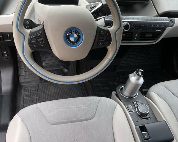 Белый БМВ И3, объемом двигателя 0 л и пробегом 100 тыс. км за 10000 $, фото 10 на Automoto.ua