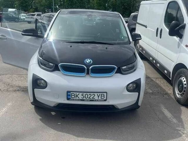 Білий БМВ І3, об'ємом двигуна 0 л та пробігом 82 тис. км за 9428 $, фото 3 на Automoto.ua