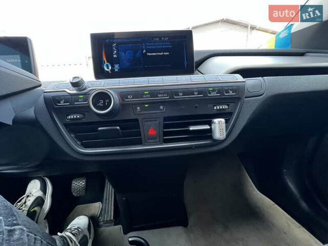 Белый БМВ И3, объемом двигателя 0 л и пробегом 100 тыс. км за 10000 $, фото 14 на Automoto.ua