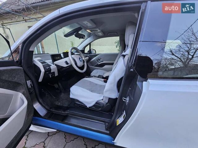 Белый БМВ И3, объемом двигателя 0 л и пробегом 65 тыс. км за 8800 $, фото 2 на Automoto.ua