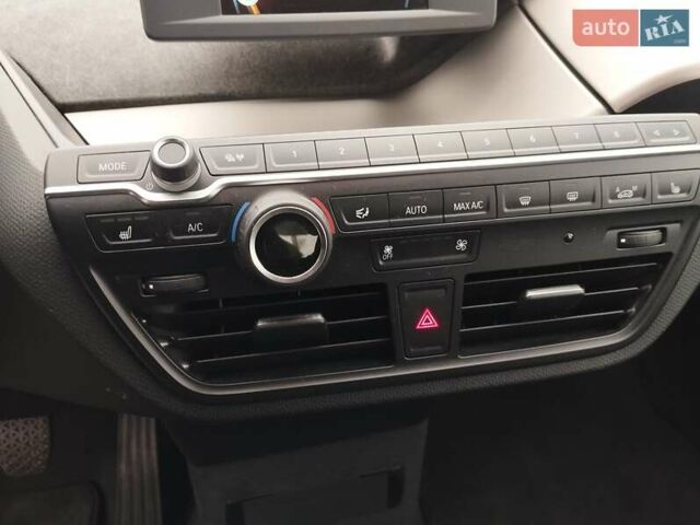 Белый БМВ И3, объемом двигателя 0 л и пробегом 96 тыс. км за 9200 $, фото 5 на Automoto.ua