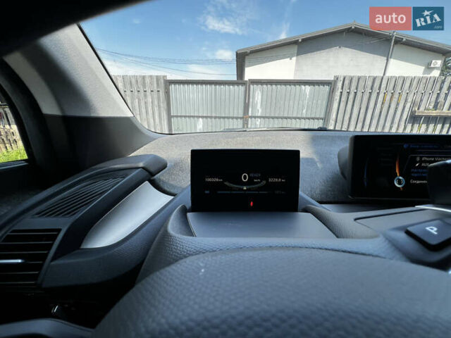 Белый БМВ И3, объемом двигателя 0 л и пробегом 100 тыс. км за 10000 $, фото 19 на Automoto.ua