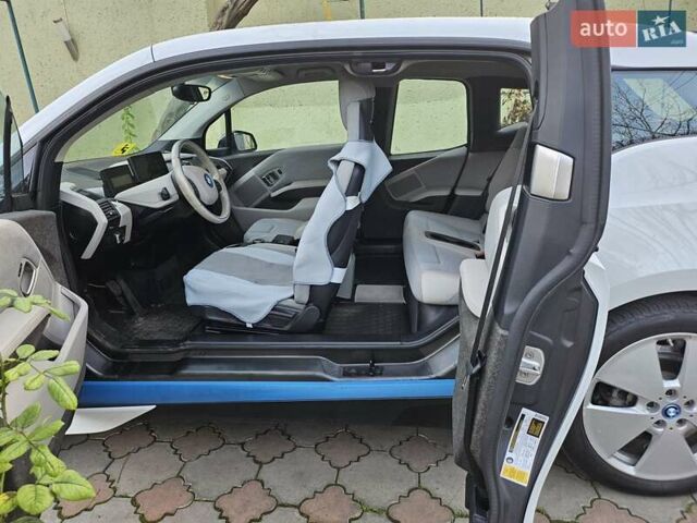 Белый БМВ И3, объемом двигателя 0 л и пробегом 65 тыс. км за 8800 $, фото 3 на Automoto.ua