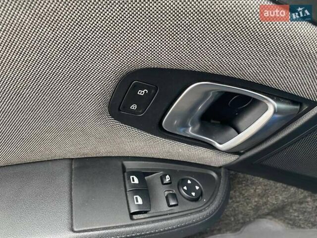 Білий БМВ І3, об'ємом двигуна 0 л та пробігом 99 тис. км за 9400 $, фото 22 на Automoto.ua