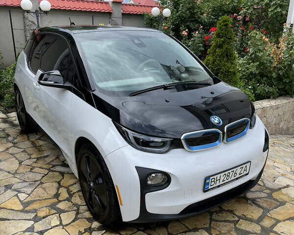 Белый БМВ И3, объемом двигателя 0 л и пробегом 100 тыс. км за 10000 $, фото 4 на Automoto.ua