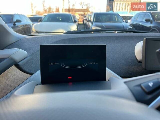 Белый БМВ И3, объемом двигателя 0 л и пробегом 72 тыс. км за 9800 $, фото 22 на Automoto.ua