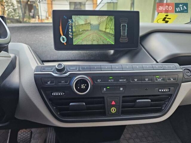 Белый БМВ И3, объемом двигателя 0 л и пробегом 65 тыс. км за 8800 $, фото 4 на Automoto.ua