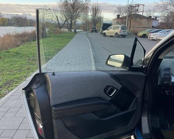 Белый БМВ И3, объемом двигателя 0 л и пробегом 144 тыс. км за 7600 $, фото 31 на Automoto.ua