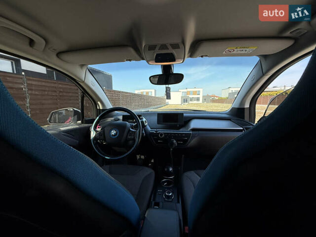 Белый БМВ И3, объемом двигателя 0 л и пробегом 166 тыс. км за 8900 $, фото 9 на Automoto.ua