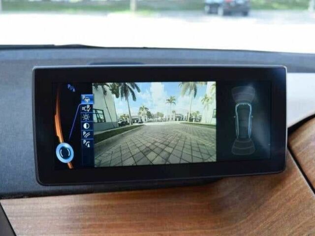 Белый БМВ И3, объемом двигателя 0.7 л и пробегом 53 тыс. км за 2700 $, фото 7 на Automoto.ua