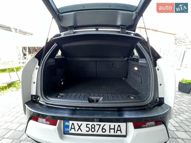 Белый БМВ И3, объемом двигателя 0 л и пробегом 100 тыс. км за 10000 $, фото 10 на Automoto.ua