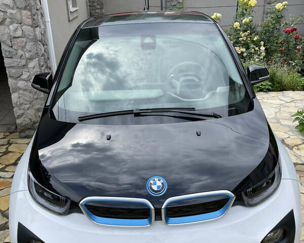 Белый БМВ И3, объемом двигателя 0 л и пробегом 100 тыс. км за 10000 $, фото 2 на Automoto.ua