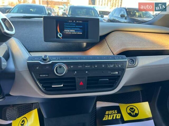 Белый БМВ И3, объемом двигателя 0 л и пробегом 72 тыс. км за 9800 $, фото 17 на Automoto.ua