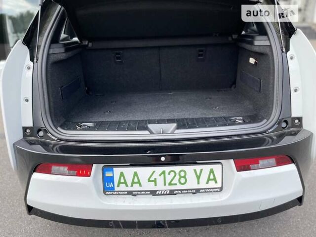 Белый БМВ И3, объемом двигателя 0 л и пробегом 120 тыс. км за 13700 $, фото 5 на Automoto.ua