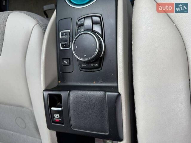 Белый БМВ И3, объемом двигателя 0 л и пробегом 130 тыс. км за 8500 $, фото 2 на Automoto.ua