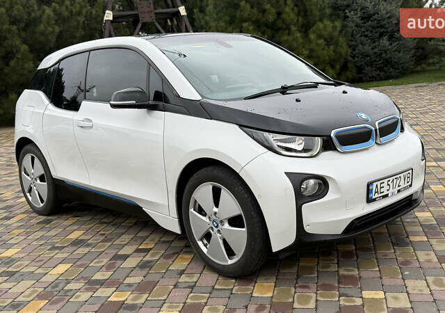 Белый БМВ И3, объемом двигателя 0 л и пробегом 90 тыс. км за 9900 $, фото 3 на Automoto.ua