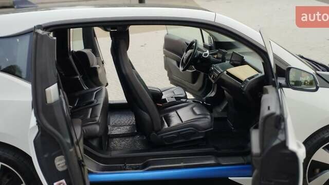 Белый БМВ И3, объемом двигателя 0 л и пробегом 169 тыс. км за 8254 $, фото 10 на Automoto.ua