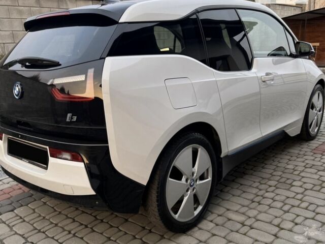 Білий БМВ І3, об'ємом двигуна 0 л та пробігом 90 тис. км за 10800 $, фото 1 на Automoto.ua