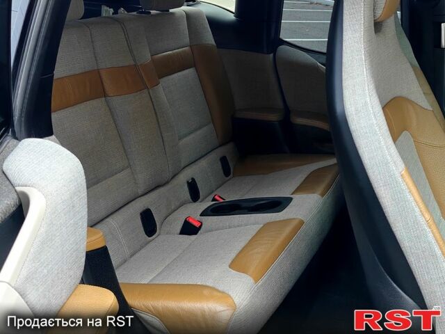 Белый БМВ И3, объемом двигателя 0 л и пробегом 127 тыс. км за 8450 $, фото 7 на Automoto.ua