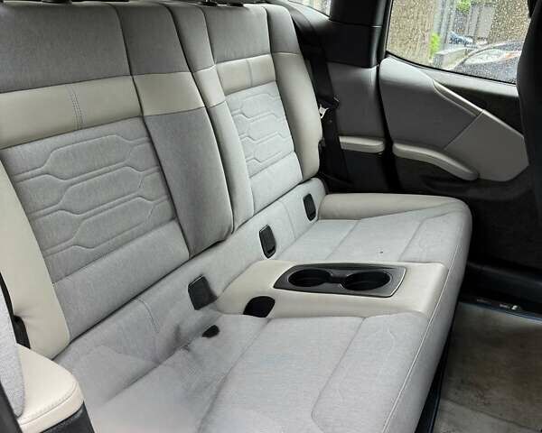 Белый БМВ И3, объемом двигателя 0 л и пробегом 130 тыс. км за 8500 $, фото 1 на Automoto.ua