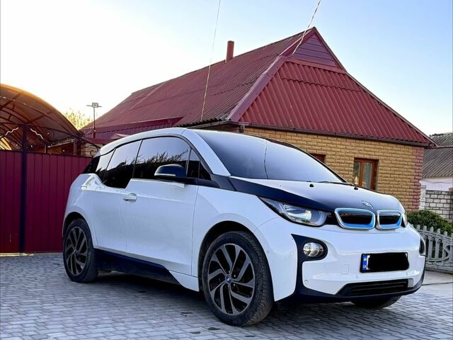 Белый БМВ И3, объемом двигателя 0.13 л и пробегом 156 тыс. км за 9800 $, фото 3 на Automoto.ua