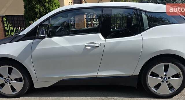 Белый БМВ И3, объемом двигателя 0 л и пробегом 114 тыс. км за 8490 $, фото 11 на Automoto.ua