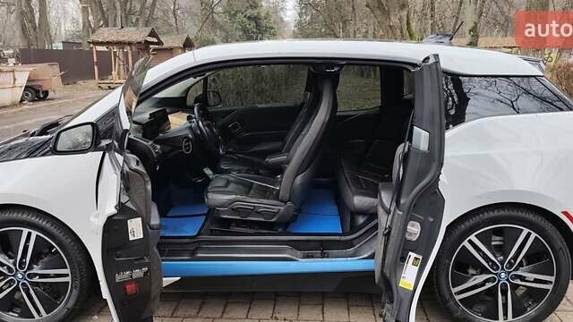 Білий БМВ І3, об'ємом двигуна 0 л та пробігом 157 тис. км за 9500 $, фото 16 на Automoto.ua