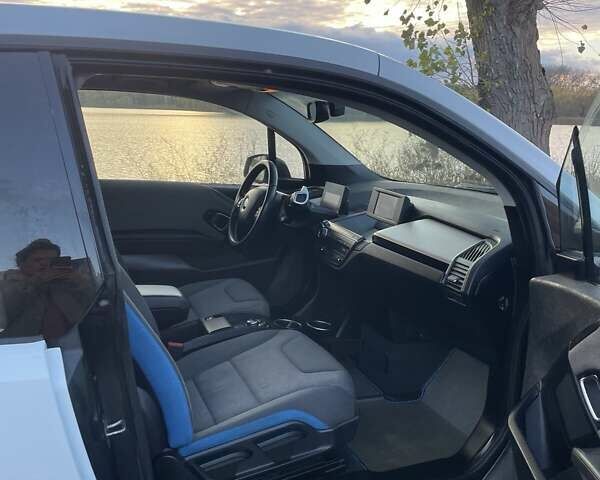 Белый БМВ И3, объемом двигателя 0 л и пробегом 144 тыс. км за 7600 $, фото 23 на Automoto.ua
