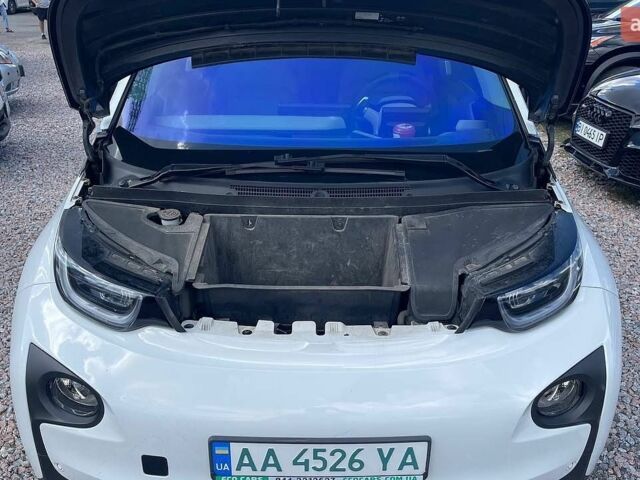 Білий БМВ І3, об'ємом двигуна 0 л та пробігом 103 тис. км за 8999 $, фото 7 на Automoto.ua