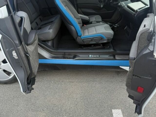 Білий БМВ І3, об'ємом двигуна 0 л та пробігом 97 тис. км за 9100 $, фото 13 на Automoto.ua