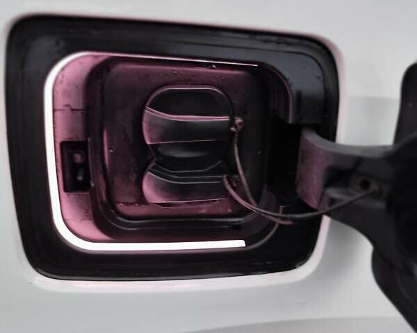 Білий БМВ І3, об'ємом двигуна 0 л та пробігом 85 тис. км за 9444 $, фото 32 на Automoto.ua