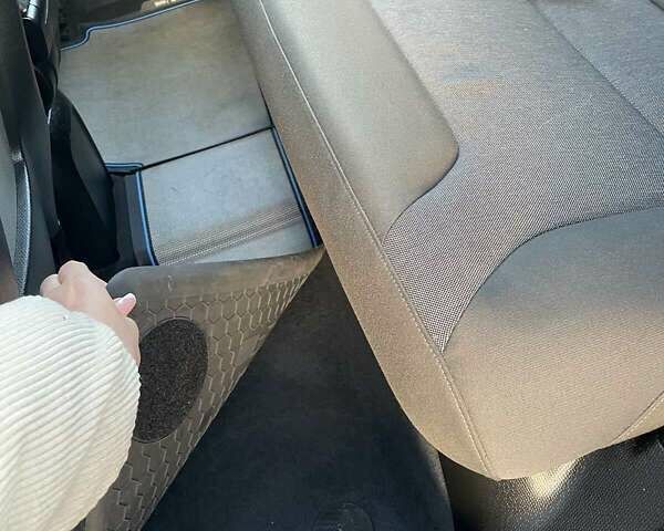 Белый БМВ И3, объемом двигателя 0 л и пробегом 144 тыс. км за 7600 $, фото 26 на Automoto.ua