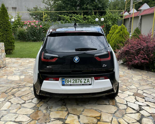 Белый БМВ И3, объемом двигателя 0 л и пробегом 100 тыс. км за 10000 $, фото 3 на Automoto.ua