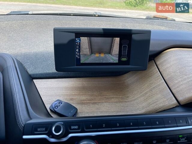 Белый БМВ И3, объемом двигателя 0 л и пробегом 94 тыс. км за 8500 $, фото 24 на Automoto.ua